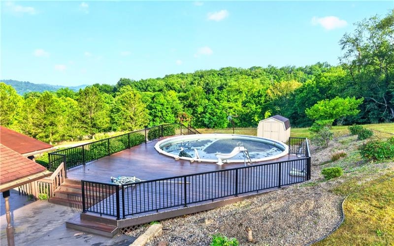 218 Blosser Hill Rd, Lake Lynn, 15451, 3 Bedrooms Bedrooms, ,2 BathroomsBathrooms,Farm-acreage-lot,For Sale,House & Barn,Blosser Hill Rd,1763344