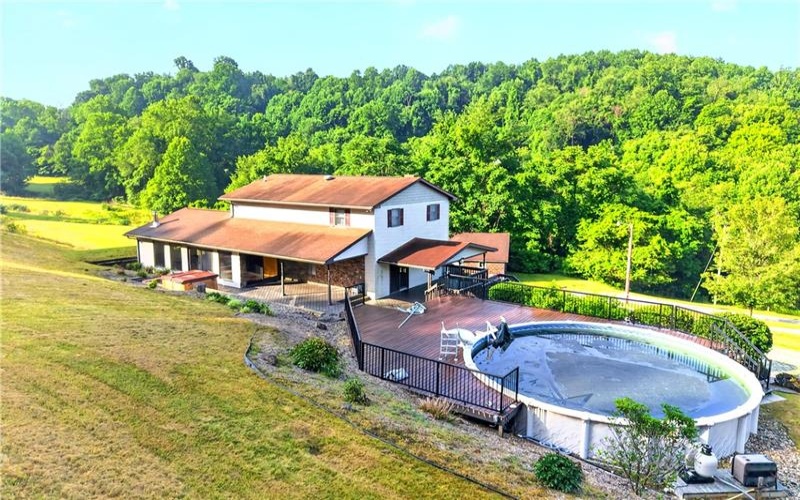 218 Blosser Hill Rd, Lake Lynn, 15451, 3 Bedrooms Bedrooms, ,2 BathroomsBathrooms,Farm-acreage-lot,For Sale,House & Barn,Blosser Hill Rd,1763344