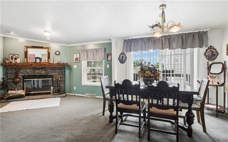 524 5th St, Youngwood, 15697, 2 Bedrooms Bedrooms, 6 Rooms Rooms,2 BathroomsBathrooms,Residential,For Sale,5th St,1763346
