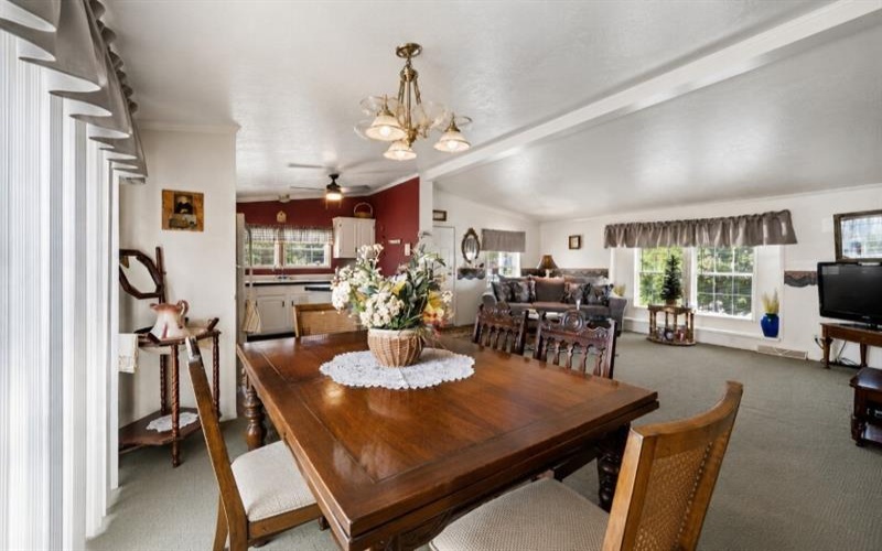 524 5th St, Youngwood, 15697, 2 Bedrooms Bedrooms, 6 Rooms Rooms,2 BathroomsBathrooms,Residential,For Sale,5th St,1763346