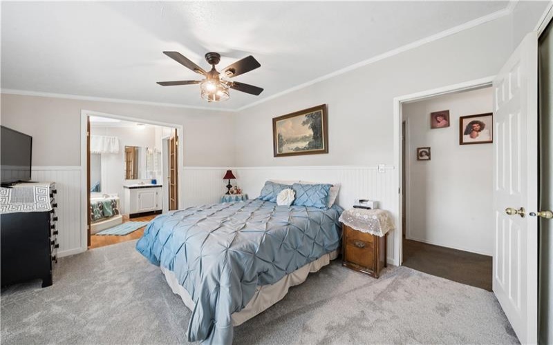 524 5th St, Youngwood, 15697, 2 Bedrooms Bedrooms, 6 Rooms Rooms,2 BathroomsBathrooms,Residential,For Sale,5th St,1763346