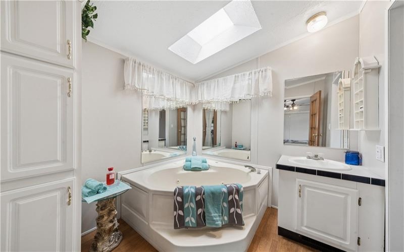 524 5th St, Youngwood, 15697, 2 Bedrooms Bedrooms, 6 Rooms Rooms,2 BathroomsBathrooms,Residential,For Sale,5th St,1763346