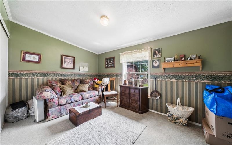 524 5th St, Youngwood, 15697, 2 Bedrooms Bedrooms, 6 Rooms Rooms,2 BathroomsBathrooms,Residential,For Sale,5th St,1763346