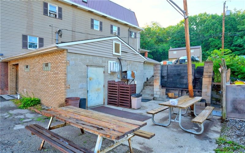 205 3rd Avenue, Sutersville, 15083, ,Multi-unit,For Sale,3rd Avenue,1763348