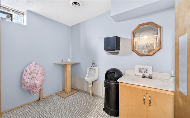 205 3rd Avenue, Sutersville, 15083, ,Multi-unit,For Sale,3rd Avenue,1763348