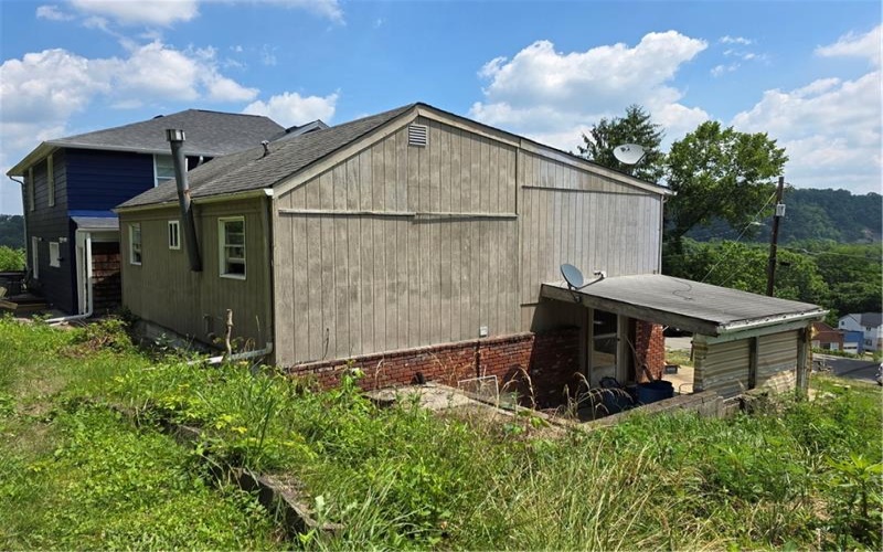 15 Coal St, Dunlevy, 15432, 3 Bedrooms Bedrooms, ,1 BathroomBathrooms,Residential,For Sale,Coal St,1763365