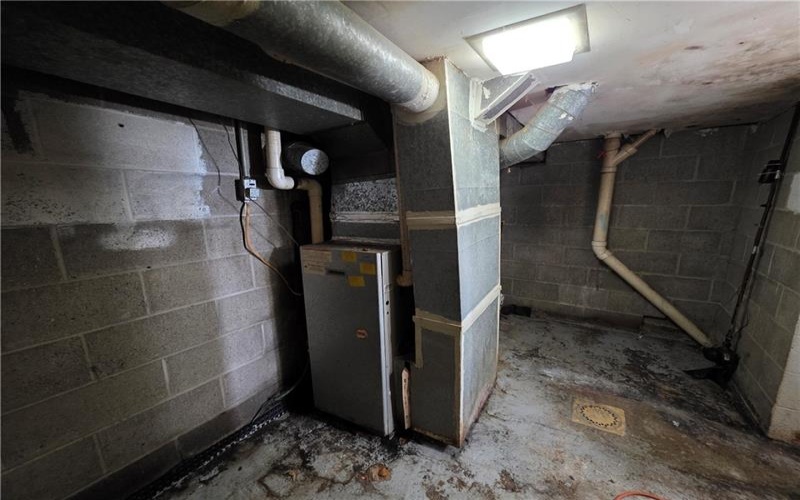 15 Coal St, Dunlevy, 15432, 3 Bedrooms Bedrooms, ,1 BathroomBathrooms,Residential,For Sale,Coal St,1763365