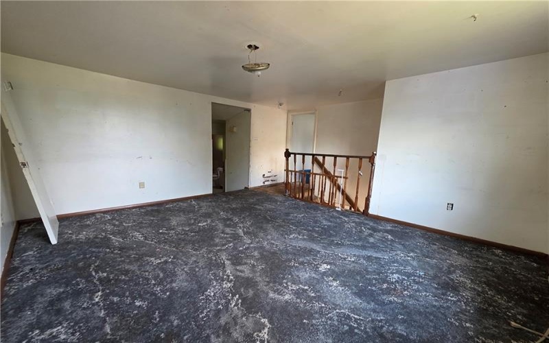 15 Coal St, Dunlevy, 15432, 3 Bedrooms Bedrooms, ,1 BathroomBathrooms,Residential,For Sale,Coal St,1763365