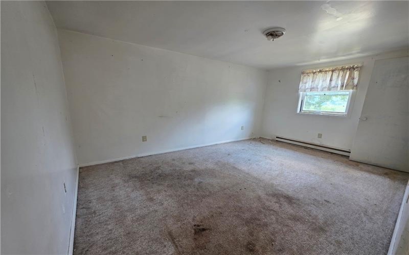 15 Coal St, Dunlevy, 15432, 3 Bedrooms Bedrooms, ,1 BathroomBathrooms,Residential,For Sale,Coal St,1763365