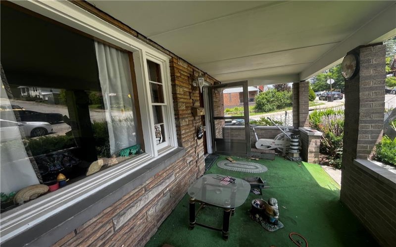 2031 Victoria Ave, New Kensington, 15068, 2 Bedrooms Bedrooms, ,2 BathroomsBathrooms,Residential,For Sale,Victoria Ave,1763392