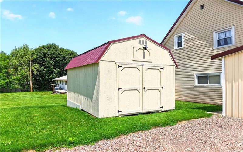 759 Main St, Addison, 15411, 3 Bedrooms Bedrooms, ,2 BathroomsBathrooms,Residential,For Sale,Main St,1763399