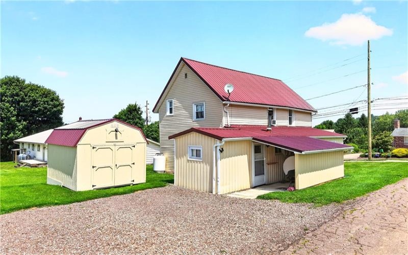 759 Main St, Addison, 15411, 3 Bedrooms Bedrooms, ,2 BathroomsBathrooms,Residential,For Sale,Main St,1763399