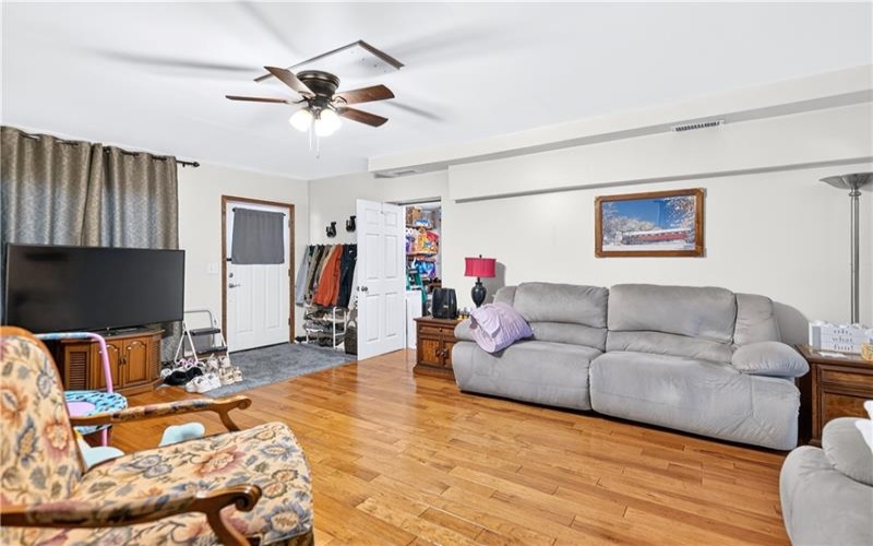 759 Main St, Addison, 15411, 3 Bedrooms Bedrooms, ,2 BathroomsBathrooms,Residential,For Sale,Main St,1763399