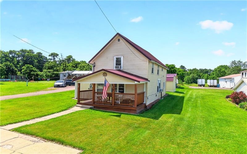 759 Main St, Addison, 15411, 3 Bedrooms Bedrooms, ,2 BathroomsBathrooms,Residential,For Sale,Main St,1763399