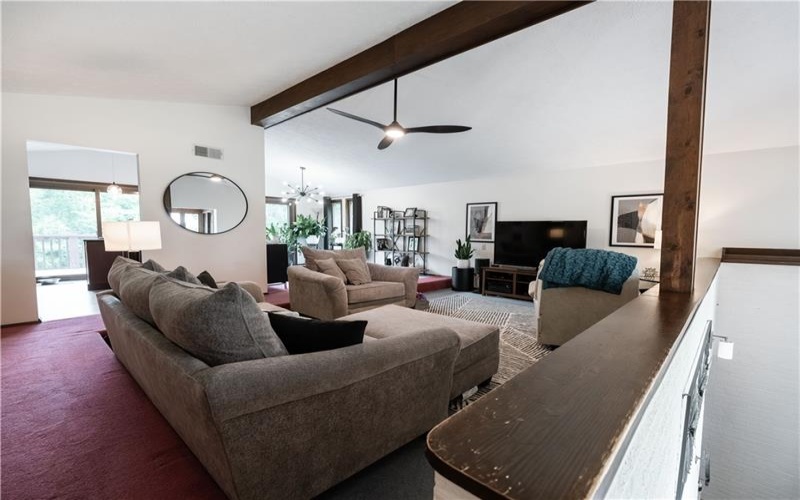 101 Regency Circle, Lower Burrell, 15068, 3 Bedrooms Bedrooms, 10 Rooms Rooms,3 BathroomsBathrooms,Residential,For Sale,Regency Circle,1763416
