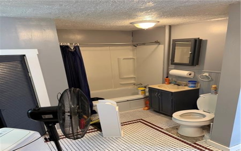449 Main St, New Eagle, 15067, 1 Bedroom Bedrooms, ,1 BathroomBathrooms,Residential,For Sale,Main St,1763449