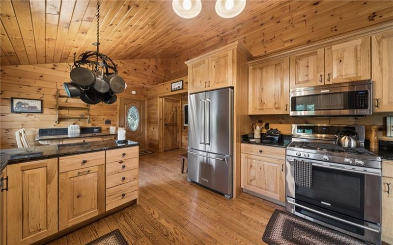 418 VERNON DRIVE, West Newton, 15089, 3 Bedrooms Bedrooms, 11 Rooms Rooms,2 BathroomsBathrooms,Residential,For Sale,VERNON DRIVE,1763470