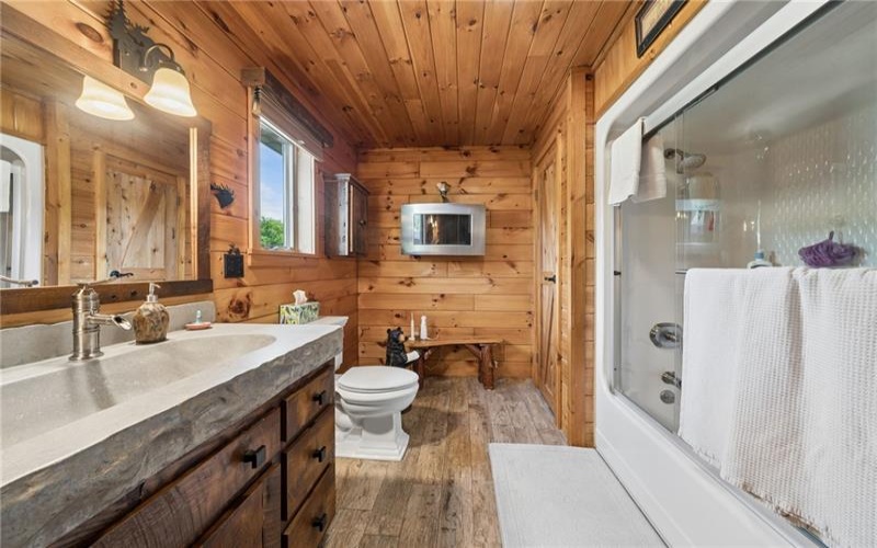 418 VERNON DRIVE, West Newton, 15089, 3 Bedrooms Bedrooms, 11 Rooms Rooms,2 BathroomsBathrooms,Residential,For Sale,VERNON DRIVE,1763470