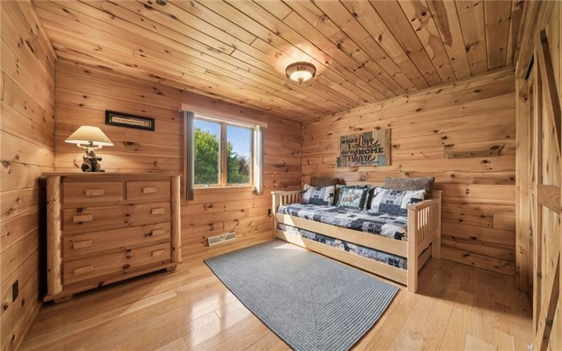 418 VERNON DRIVE, West Newton, 15089, 3 Bedrooms Bedrooms, 11 Rooms Rooms,2 BathroomsBathrooms,Residential,For Sale,VERNON DRIVE,1763470