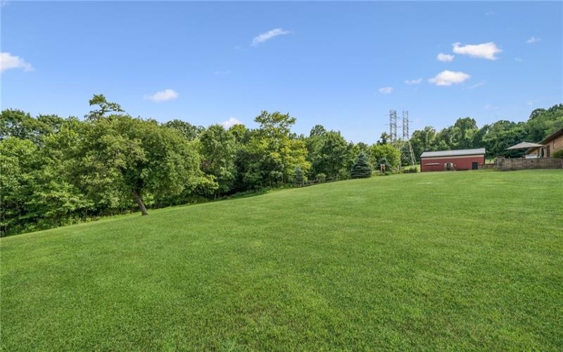 418 VERNON DRIVE, West Newton, 15089, 3 Bedrooms Bedrooms, 11 Rooms Rooms,2 BathroomsBathrooms,Residential,For Sale,VERNON DRIVE,1763470