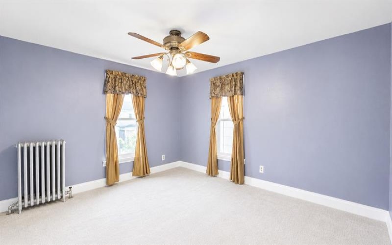 439 Longfellow STREET, Vandergrift, 15690, 3 Bedrooms Bedrooms, 8 Rooms Rooms,1.1 BathroomsBathrooms,Residential,For Sale,Longfellow,1763484