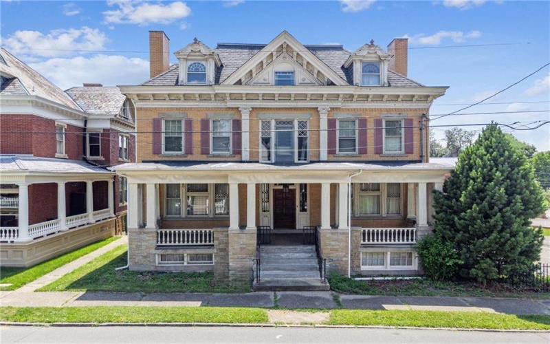 112 Alexander Avenue, Greensburg, 15601, ,Multi-unit,For Sale,Alexander Avenue,1763498