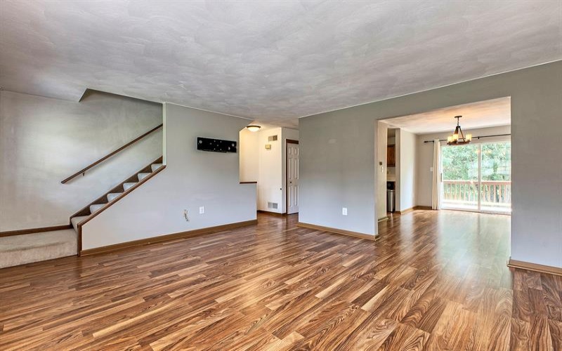 1128 Cranston Drive, Greensburg, 15601, 2 Bedrooms Bedrooms, 6 Rooms Rooms,1.1 BathroomsBathrooms,Residential,For Sale,Cranston Drive,1763512