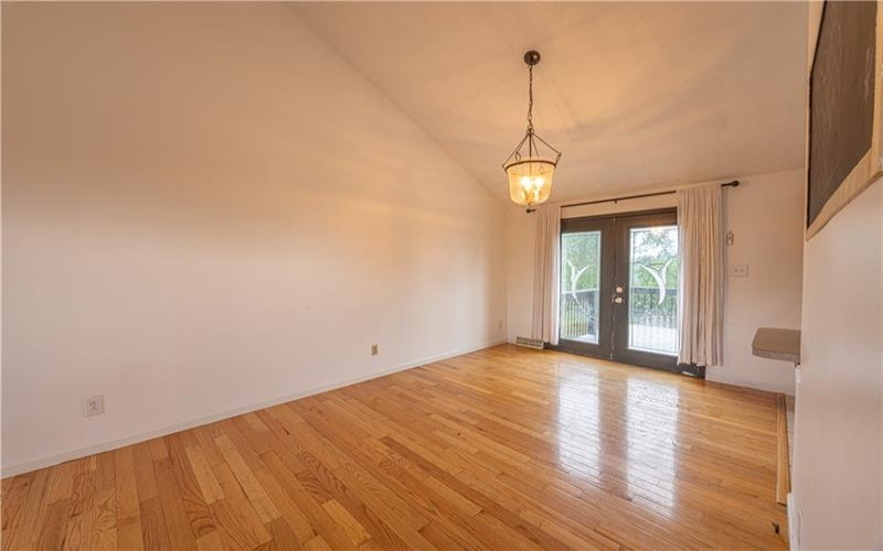 111 Mae Ln, Uniontown, 15401, 3 Bedrooms Bedrooms, ,3 BathroomsBathrooms,Residential,For Sale,Mae Ln,1763520