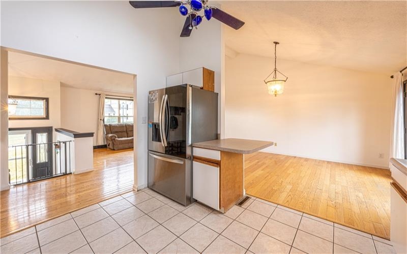 111 Mae Ln, Uniontown, 15401, 3 Bedrooms Bedrooms, ,3 BathroomsBathrooms,Residential,For Sale,Mae Ln,1763520