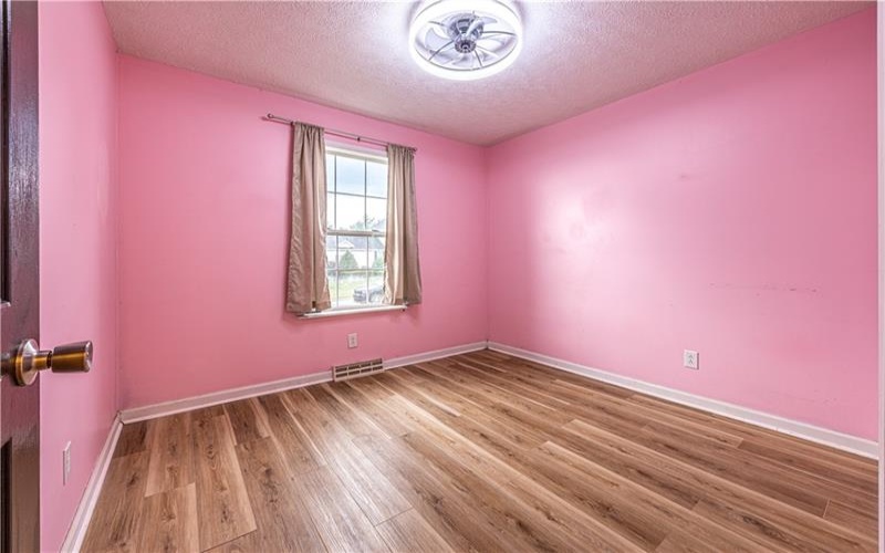 111 Mae Ln, Uniontown, 15401, 3 Bedrooms Bedrooms, ,3 BathroomsBathrooms,Residential,For Sale,Mae Ln,1763520