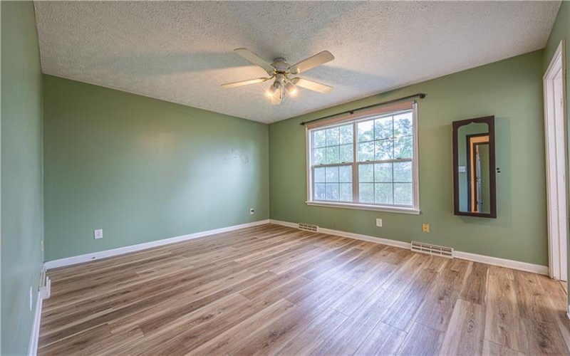 111 Mae Ln, Uniontown, 15401, 3 Bedrooms Bedrooms, ,3 BathroomsBathrooms,Residential,For Sale,Mae Ln,1763520