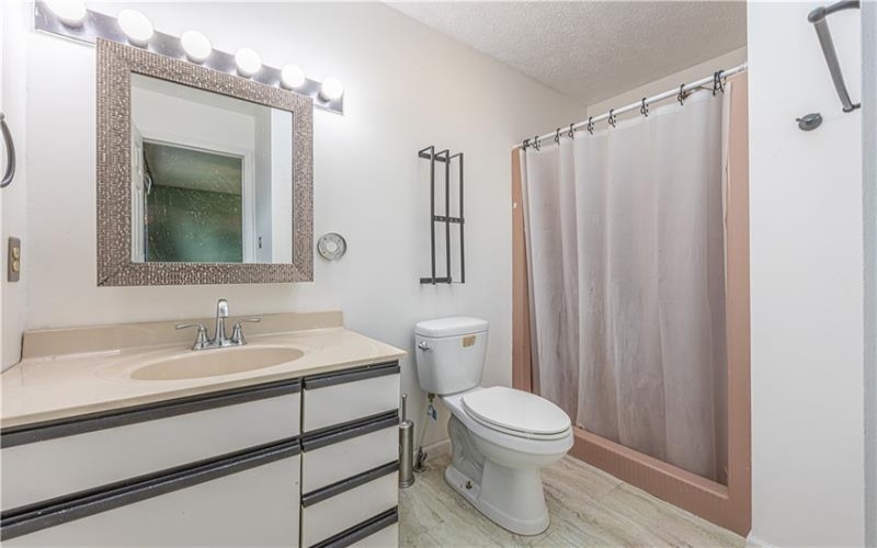 111 Mae Ln, Uniontown, 15401, 3 Bedrooms Bedrooms, ,3 BathroomsBathrooms,Residential,For Sale,Mae Ln,1763520