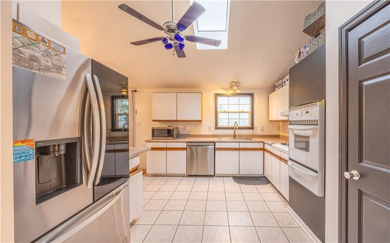 111 Mae Ln, Uniontown, 15401, 3 Bedrooms Bedrooms, ,3 BathroomsBathrooms,Residential,For Sale,Mae Ln,1763520