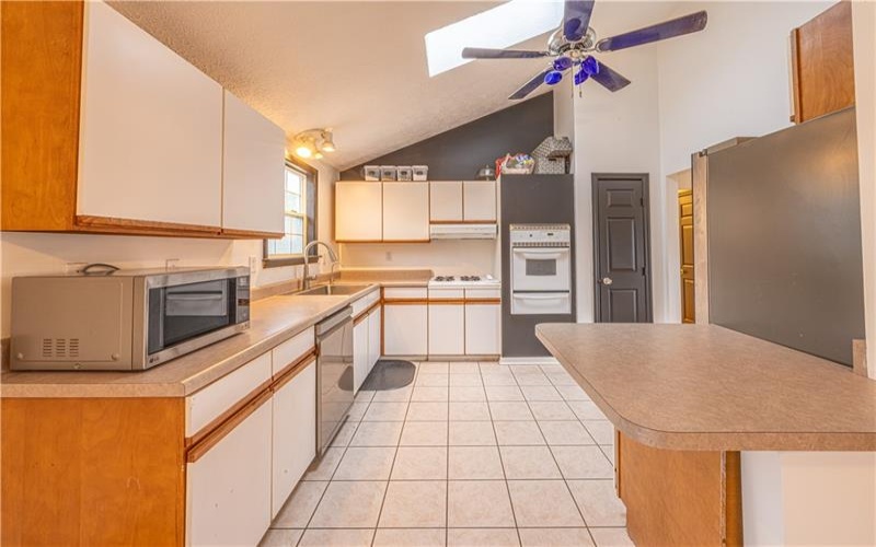 111 Mae Ln, Uniontown, 15401, 3 Bedrooms Bedrooms, ,3 BathroomsBathrooms,Residential,For Sale,Mae Ln,1763520