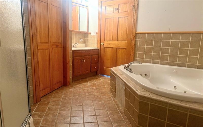 1301 Polk Hill Rd, Addison, 15411, 3 Bedrooms Bedrooms, 12 Rooms Rooms,3.1 BathroomsBathrooms,Residential,For Sale,Polk Hill Rd,1763521