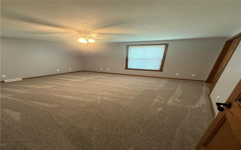 256 Finnin Rd, New Kensington, 15068, 4 Bedrooms Bedrooms, 11 Rooms Rooms,2.1 BathroomsBathrooms,Residential,For Sale,Finnin Rd,1763526