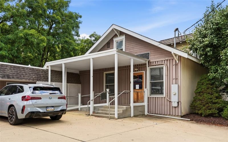 70 South St, Washington, 15301, ,Commercial-industrial-business,For Sale,South St,1763541