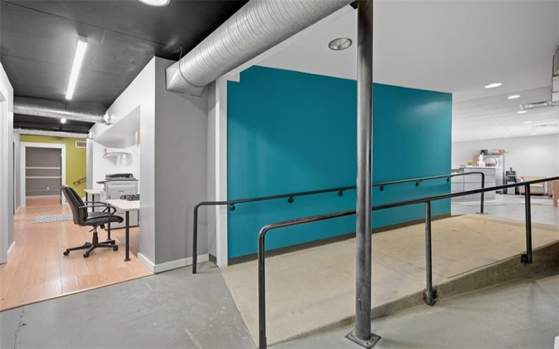 70 South St, Washington, 15301, ,Commercial-industrial-business,For Sale,South St,1763541