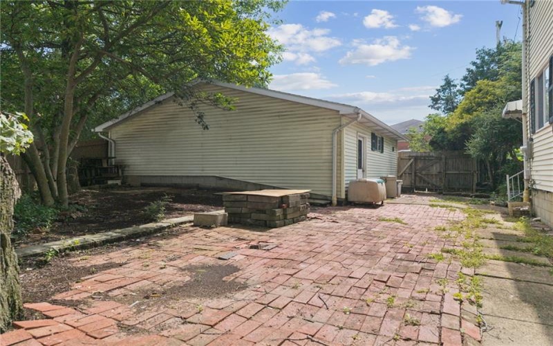 2007 Western, Greensburg, 15601, 3 Bedrooms Bedrooms, 8 Rooms Rooms,2.1 BathroomsBathrooms,Residential,For Sale,Western,1763608
