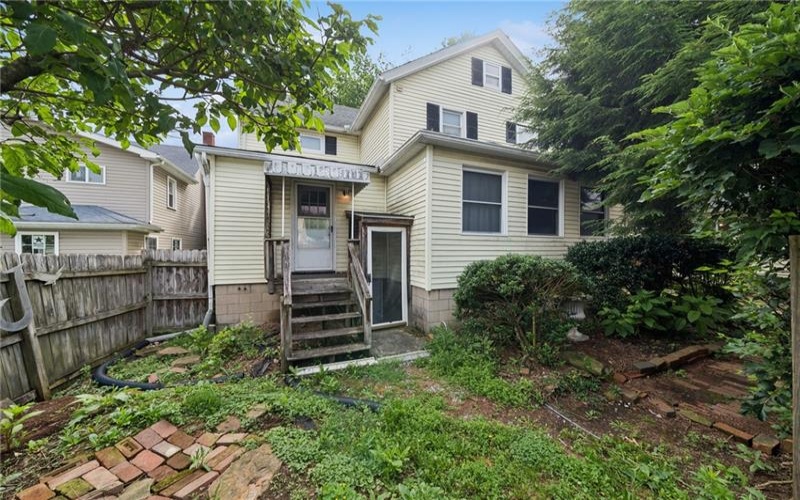 2007 Western, Greensburg, 15601, 3 Bedrooms Bedrooms, 8 Rooms Rooms,2.1 BathroomsBathrooms,Residential,For Sale,Western,1763608