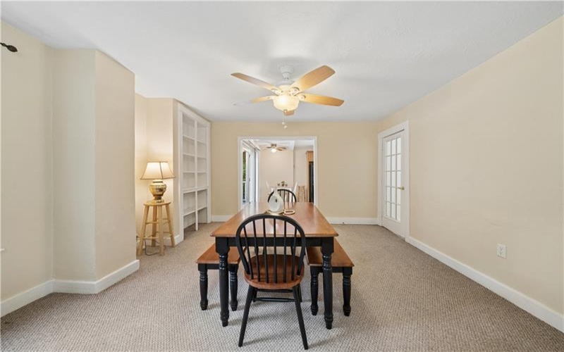 1071 Paintertown Rd, Irwin, 15642, 2 Bedrooms Bedrooms, 5 Rooms Rooms,1 BathroomBathrooms,Residential,For Sale,Paintertown Rd,1763637