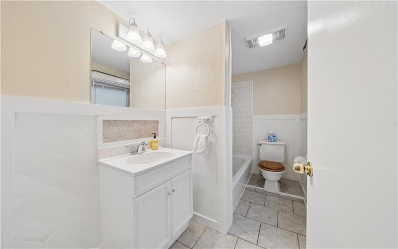1071 Paintertown Rd, Irwin, 15642, 2 Bedrooms Bedrooms, 5 Rooms Rooms,1 BathroomBathrooms,Residential,For Sale,Paintertown Rd,1763637