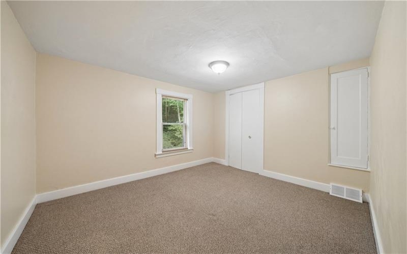 1071 Paintertown Rd, Irwin, 15642, 2 Bedrooms Bedrooms, 5 Rooms Rooms,1 BathroomBathrooms,Residential,For Sale,Paintertown Rd,1763637