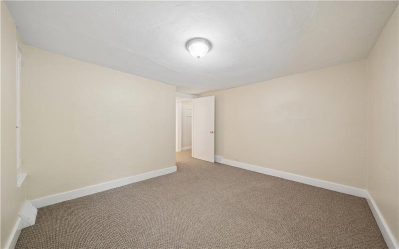 1071 Paintertown Rd, Irwin, 15642, 2 Bedrooms Bedrooms, 5 Rooms Rooms,1 BathroomBathrooms,Residential,For Sale,Paintertown Rd,1763637