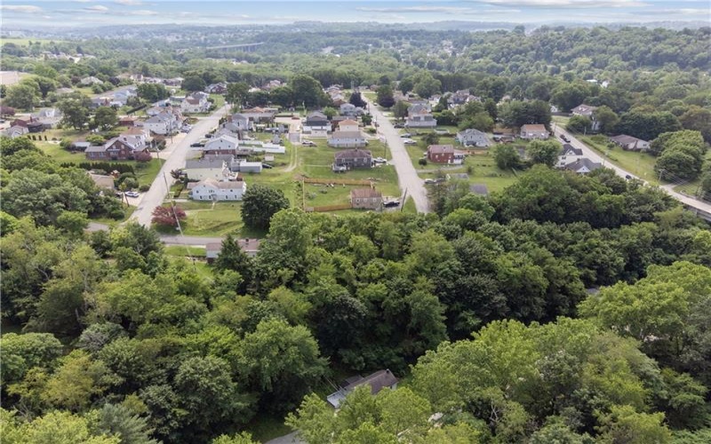 1071 Paintertown Rd, Irwin, 15642, 2 Bedrooms Bedrooms, 5 Rooms Rooms,1 BathroomBathrooms,Residential,For Sale,Paintertown Rd,1763637