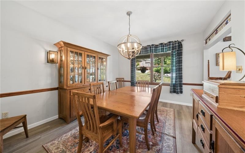 610 Kingfred Dr, Irwin, 15642, 3 Bedrooms Bedrooms, 10 Rooms Rooms,4.1 BathroomsBathrooms,Residential,For Sale,Kingfred Dr,1763638