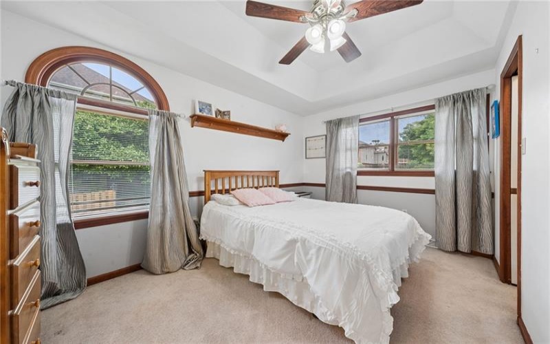 610 Kingfred Dr, Irwin, 15642, 3 Bedrooms Bedrooms, 10 Rooms Rooms,4.1 BathroomsBathrooms,Residential,For Sale,Kingfred Dr,1763638