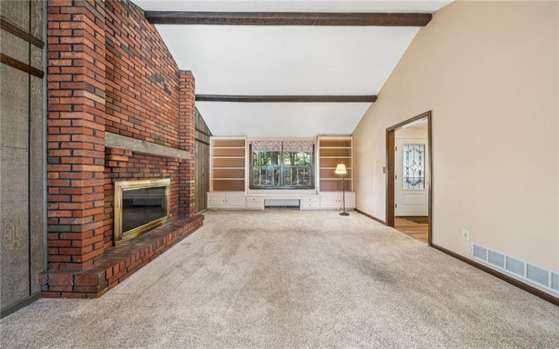 3638 School Rd, Murrysville, 15668, 4 Bedrooms Bedrooms, 10 Rooms Rooms,2.1 BathroomsBathrooms,Residential,For Sale,School Rd,1763647
