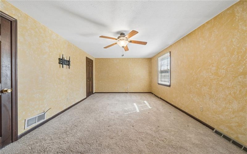 3638 School Rd, Murrysville, 15668, 4 Bedrooms Bedrooms, 10 Rooms Rooms,2.1 BathroomsBathrooms,Residential,For Sale,School Rd,1763647