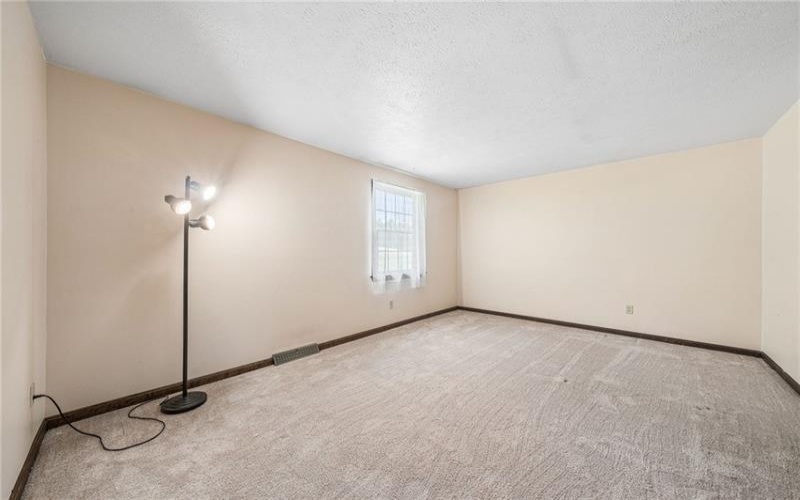 3638 School Rd, Murrysville, 15668, 4 Bedrooms Bedrooms, 10 Rooms Rooms,2.1 BathroomsBathrooms,Residential,For Sale,School Rd,1763647